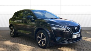 Nissan Qashqai 1.3 DiG-T MH N-Connecta 5dr Petrol Hatchback